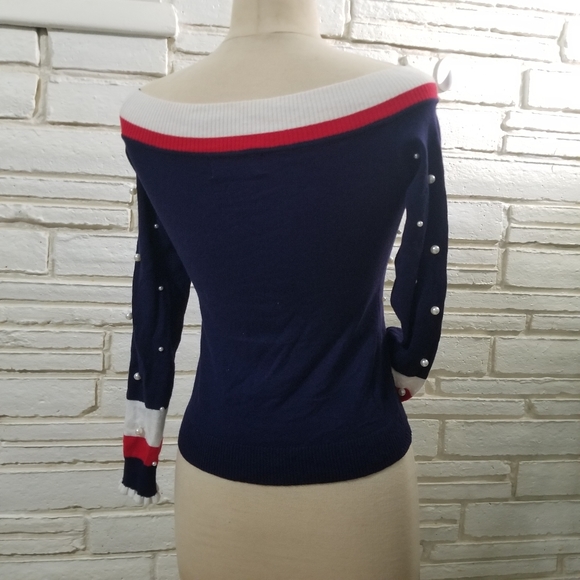 🍁 LC  Patriotic Boatneck Top With Pearls Small - Picture 5 of 6